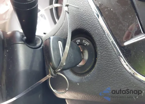 2013 Chrysler 200 Limited из США, поврежденный, VIN 1C3CCBCG2DN575108